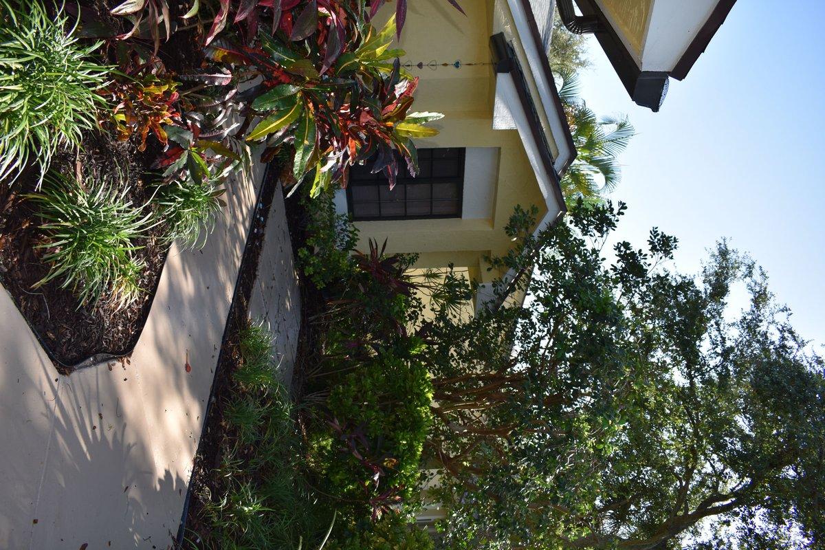 Boynton Lakeside Retreat exterior